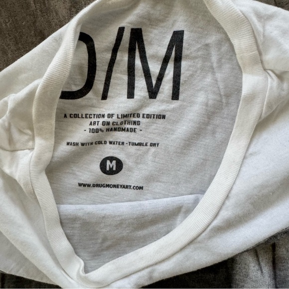 Drug Money Super Soft Tee T-Shirt Size Medium Surf Surfboards - Picture 2 of 3